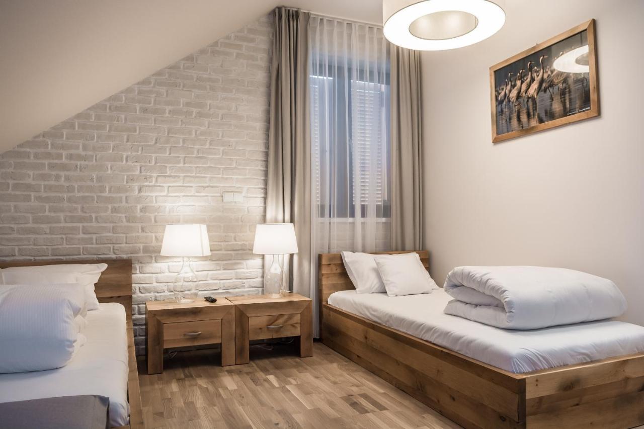 Hotel Naturum Milicz Buitenkant foto
